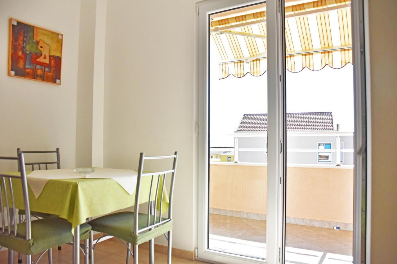 Apartments Stone Tučepi Eksteriør bilde