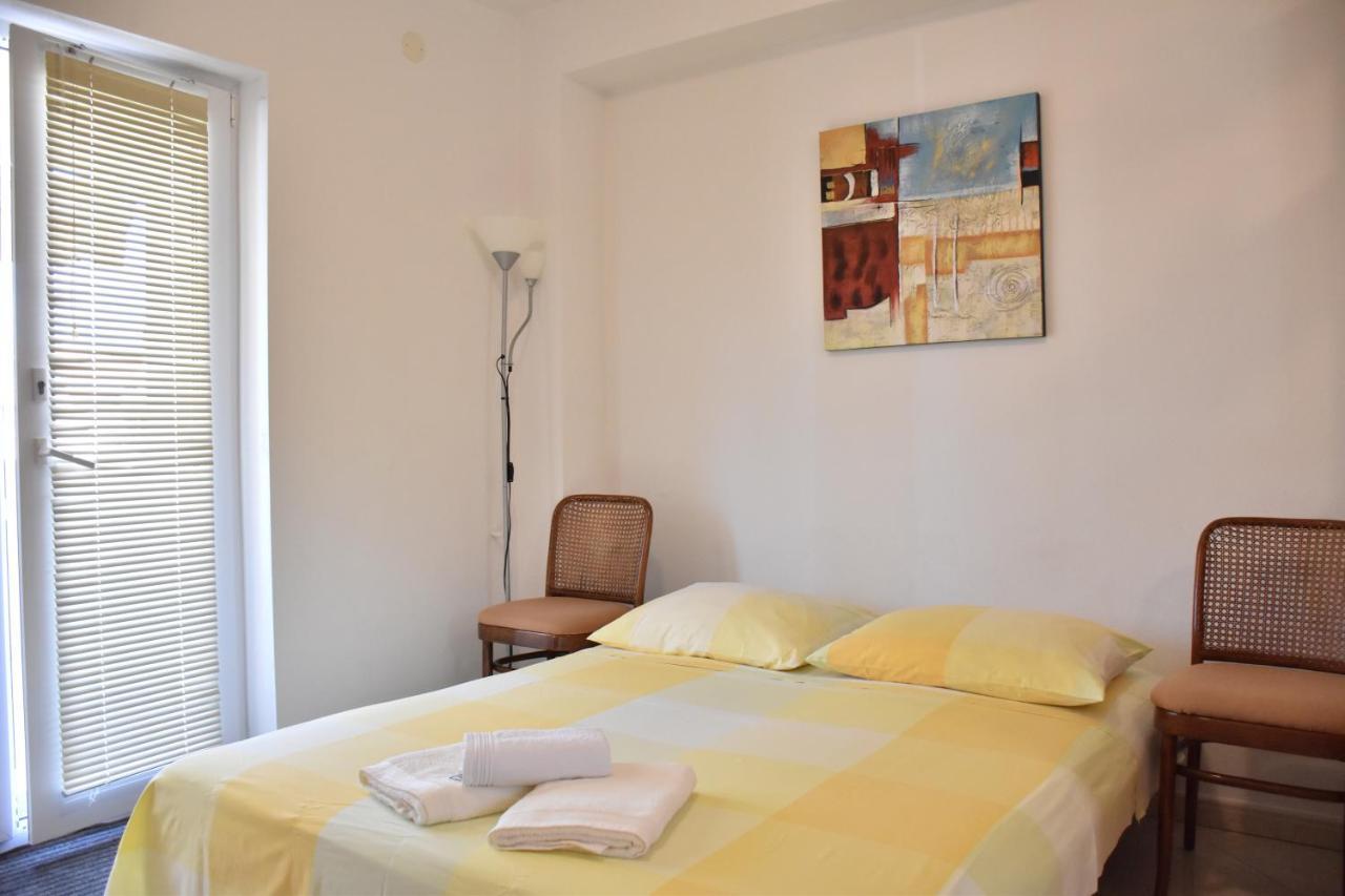 Apartments Stone Tučepi Eksteriør bilde
