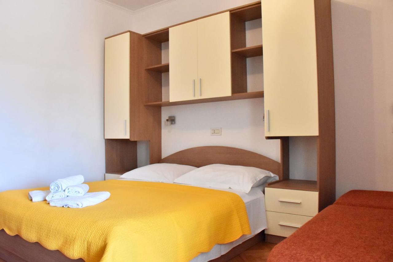 Apartments Stone Tučepi Eksteriør bilde