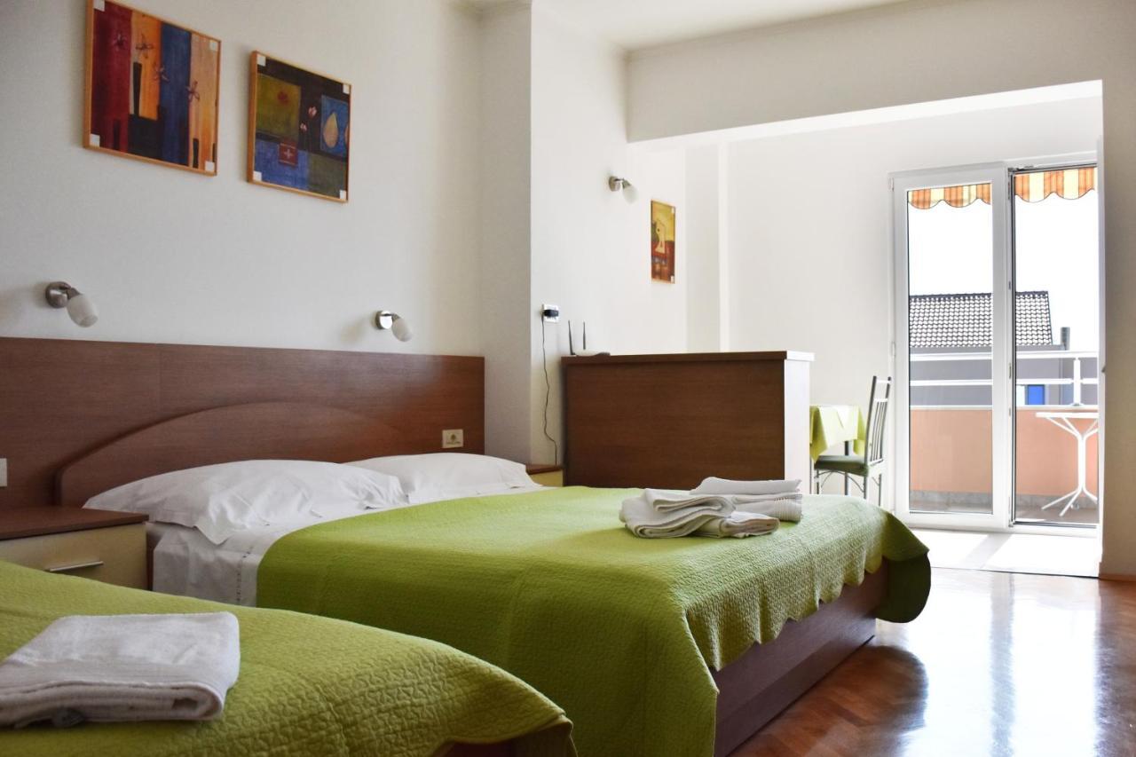 Apartments Stone Tučepi Eksteriør bilde
