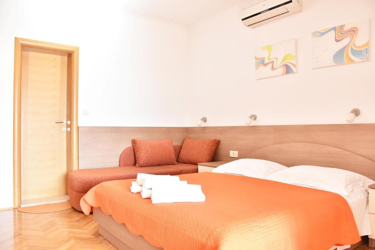 Apartments Stone Tučepi Eksteriør bilde